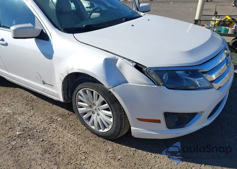 2012 Ford Fusion Hybrid z USA, uszkodzony, nr VIN 3FADP0L36CR414428